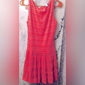 Striking American Rag Coral lace short dress, fully lined zipper back, size Med.